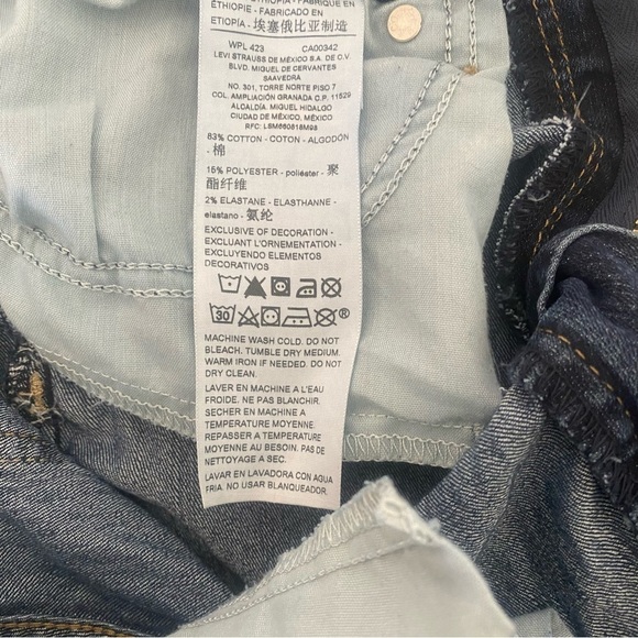 Signature Levi Strauss & Co. Modern Bootcut Size 6M Fringe Hems Stretch - Picture 9 of 12